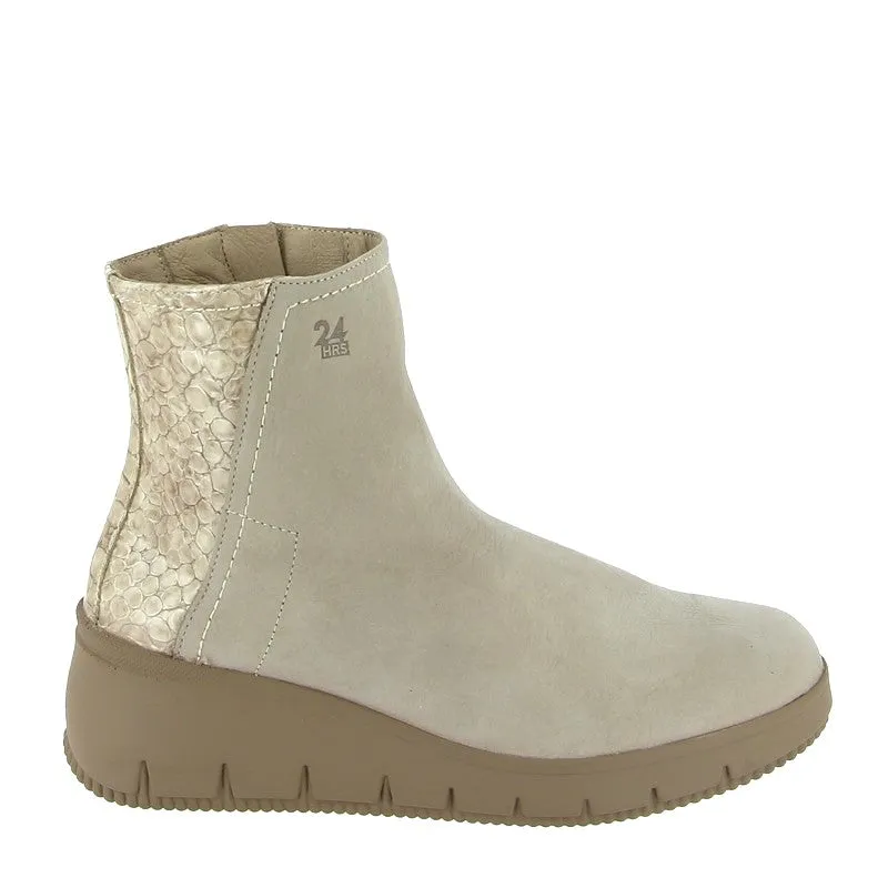 24 HRS 25842 Taupe Ankle Boot