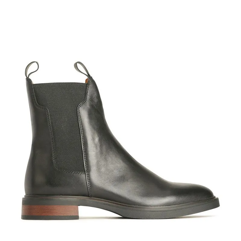 Eos Blaire Black Chelsea Boot