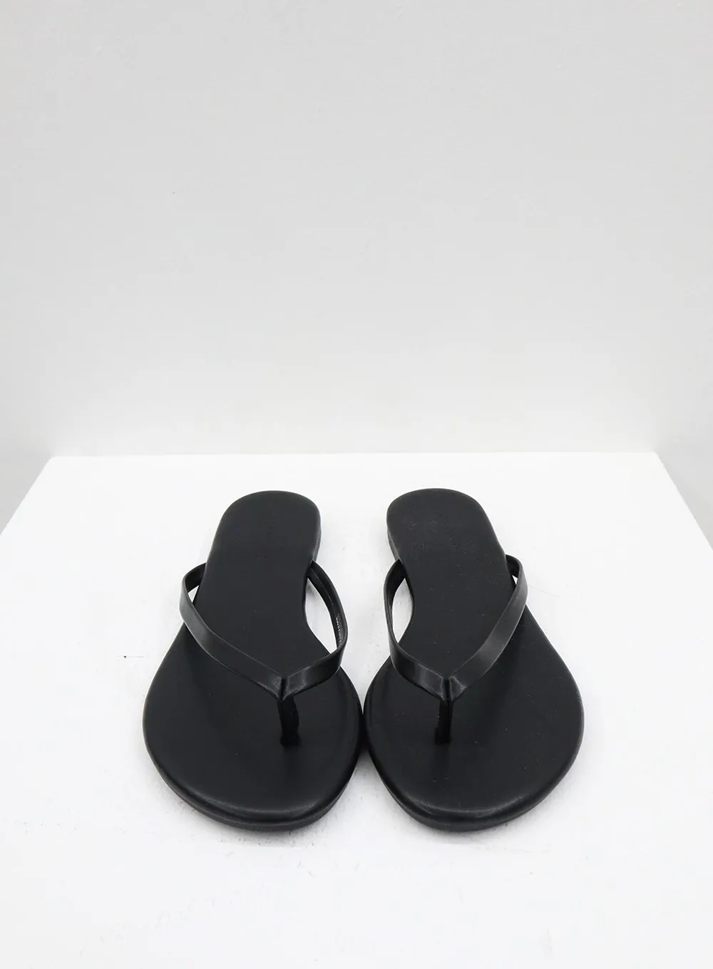 Simple Flip Flops BF323