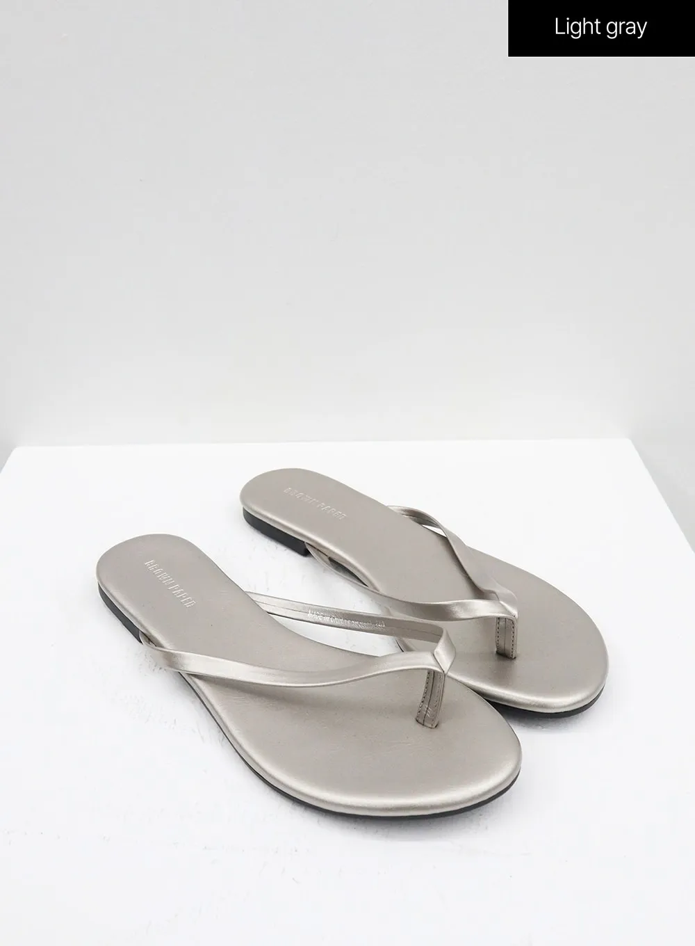 Simple Flip Flops BF323