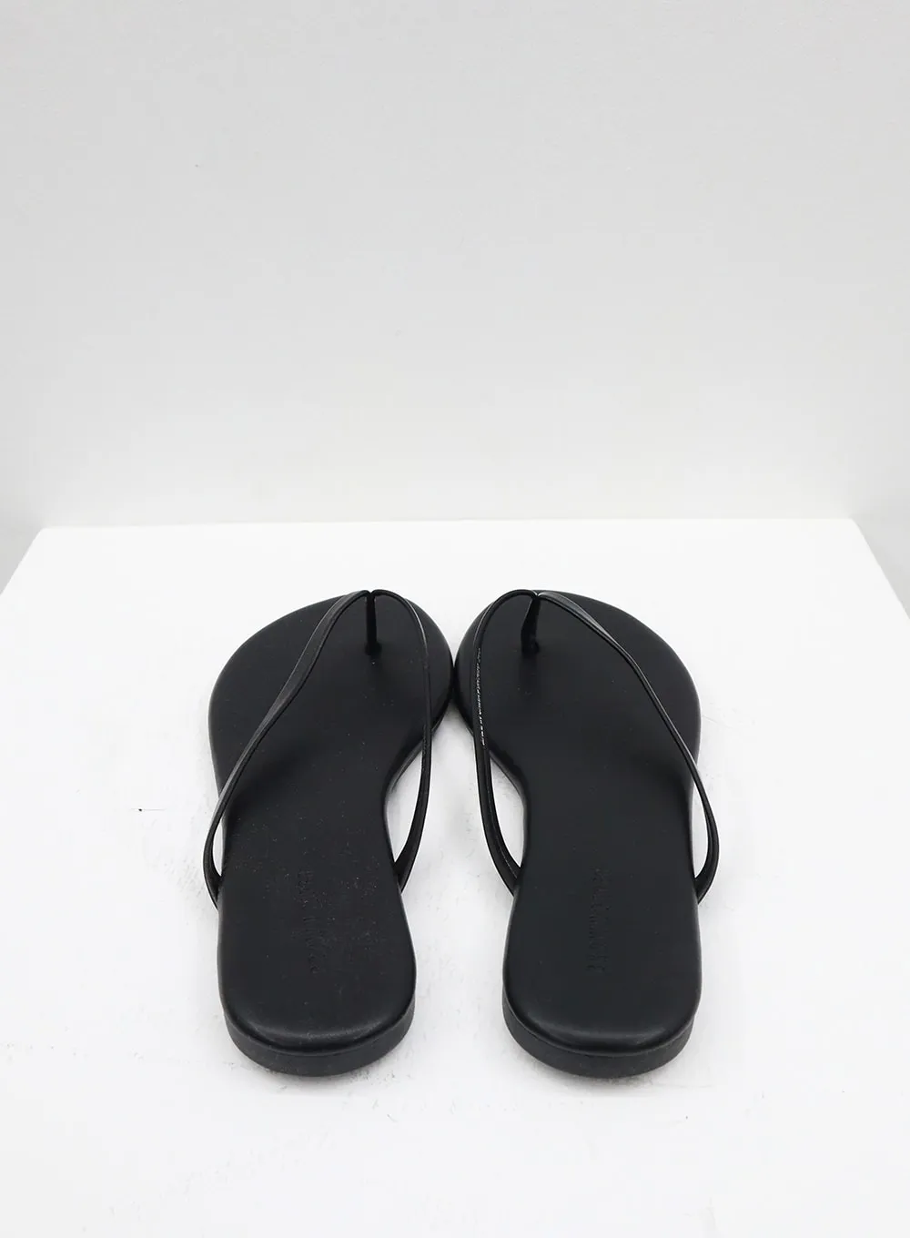 Simple Flip Flops BF323